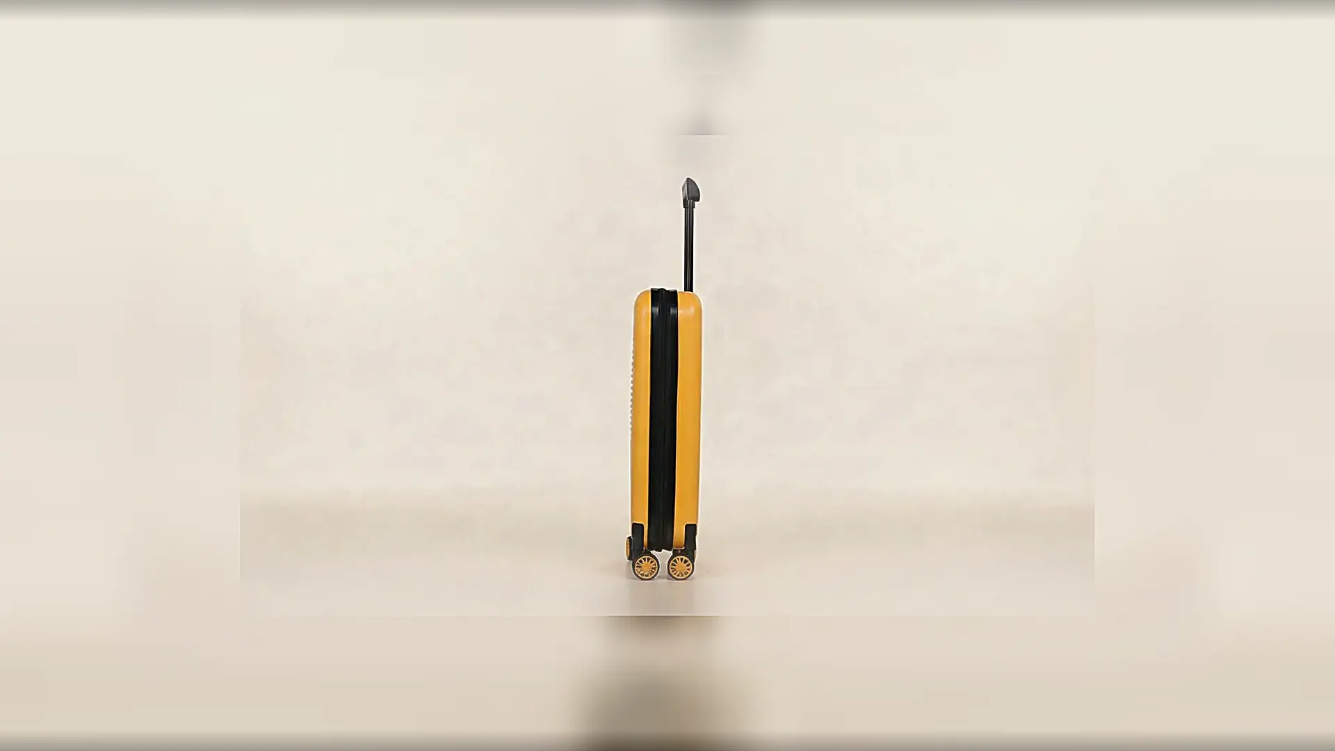 Mirage 360 foldable suitcase, folded flat